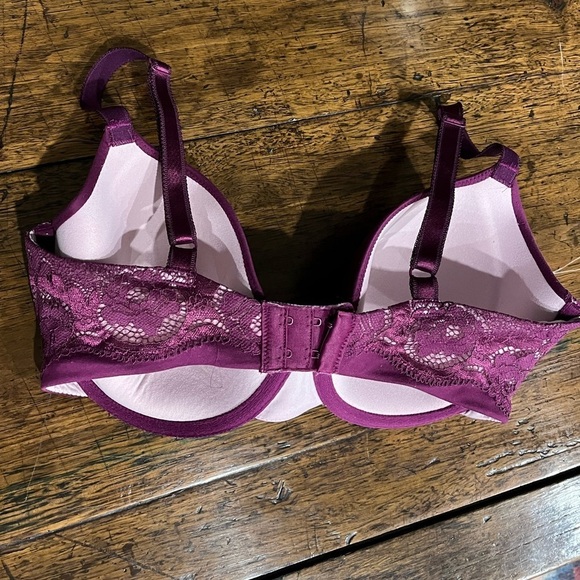 Wacoal Women's Style Standard Contour Bra - Picture 8 of 8